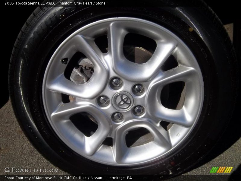  2005 Sienna LE AWD Wheel