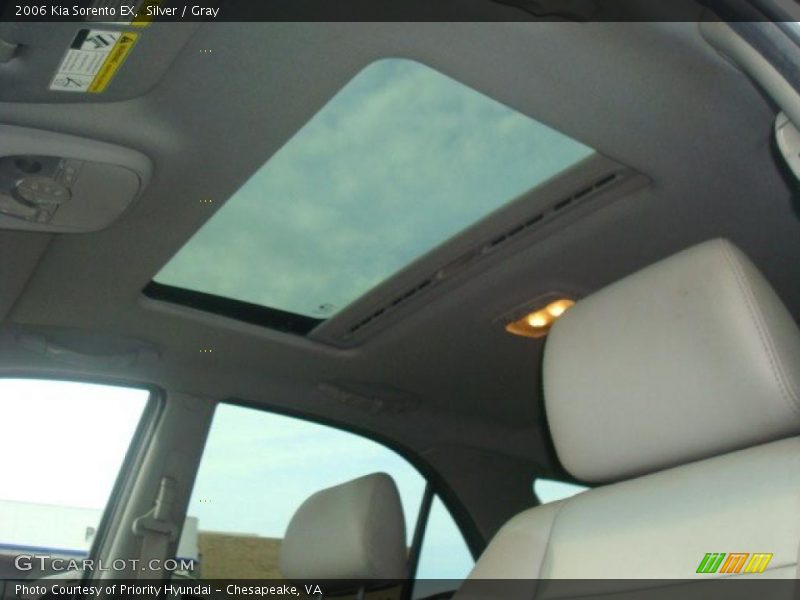 Silver / Gray 2006 Kia Sorento EX