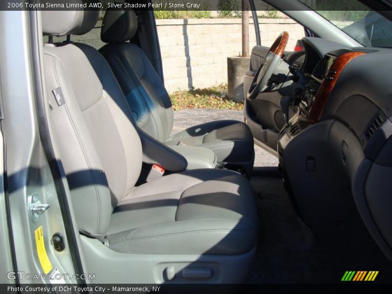 Silver Shadow Pearl / Stone Gray 2006 Toyota Sienna Limited AWD