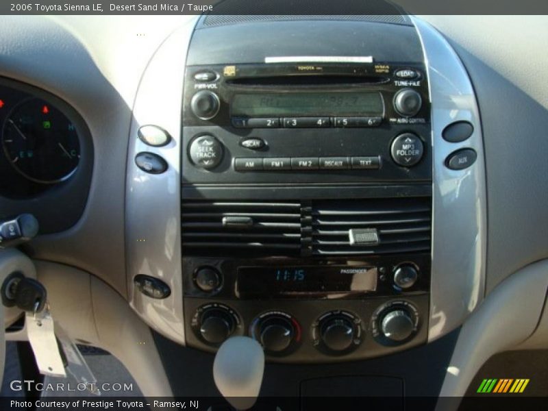 Desert Sand Mica / Taupe 2006 Toyota Sienna LE