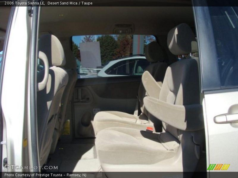 Desert Sand Mica / Taupe 2006 Toyota Sienna LE