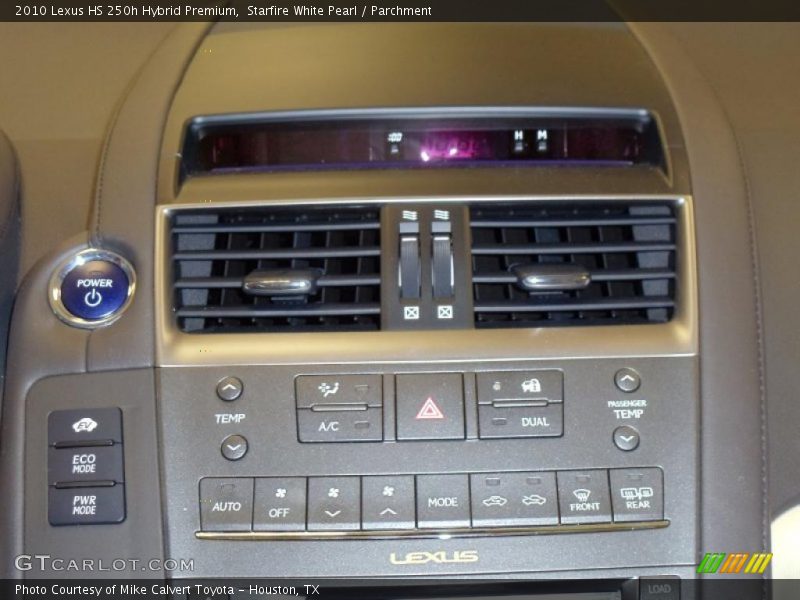 Controls of 2010 HS 250h Hybrid Premium