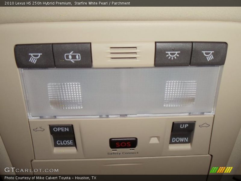 Controls of 2010 HS 250h Hybrid Premium
