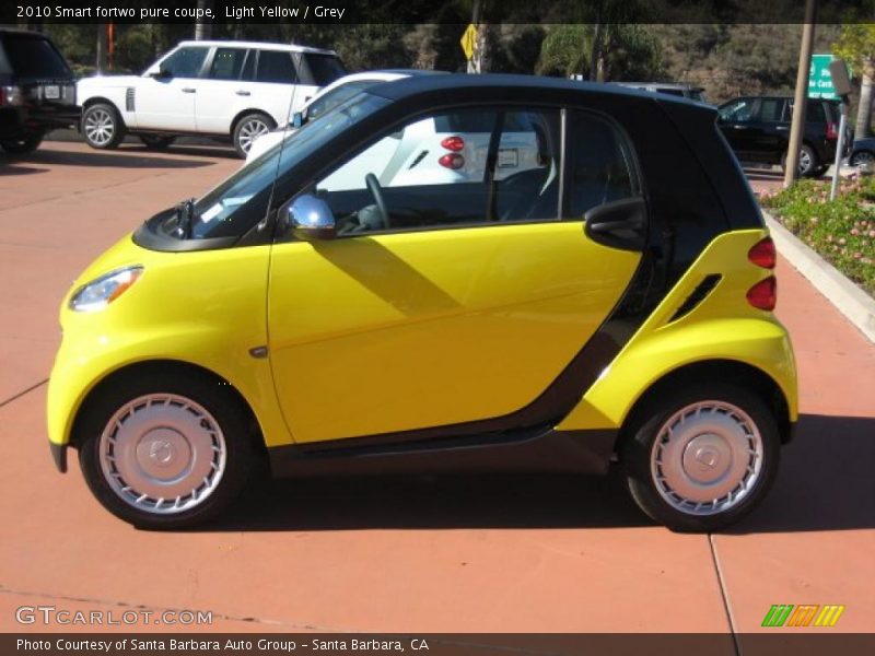  2010 fortwo pure coupe Light Yellow