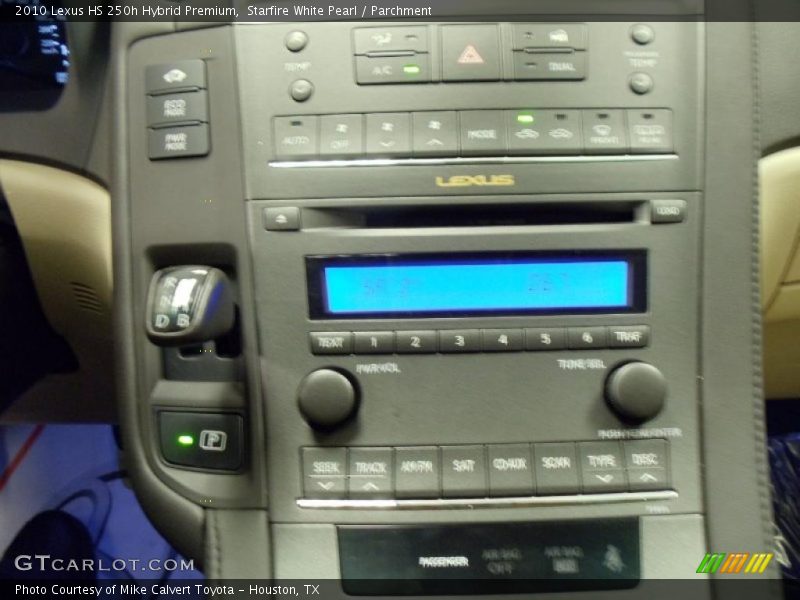 Controls of 2010 HS 250h Hybrid Premium