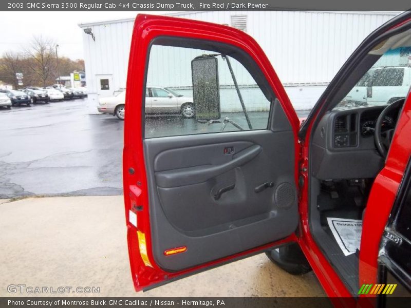 Door Panel of 2003 Sierra 3500 Regular Cab 4x4 Chassis Dump Truck