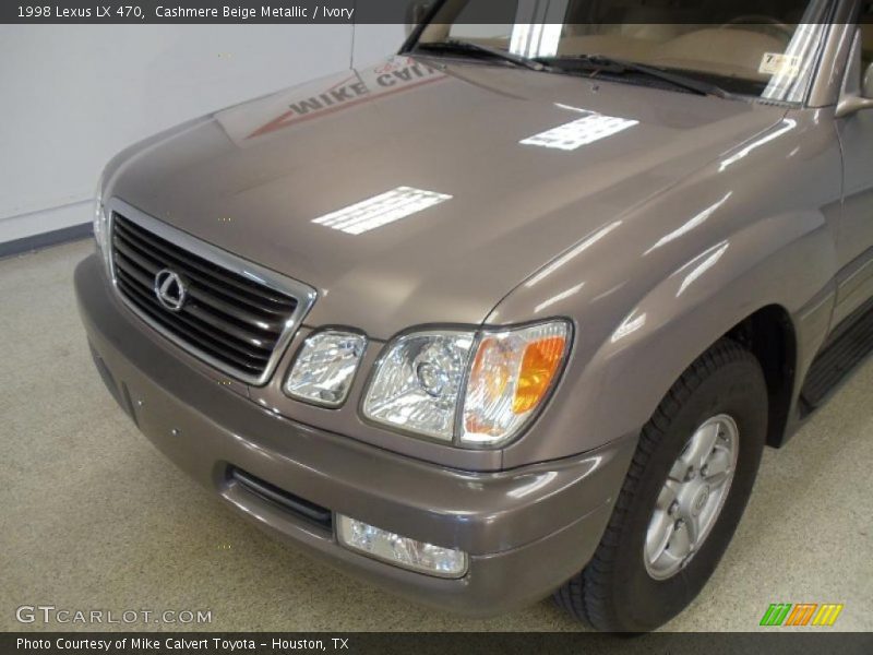 Cashmere Beige Metallic / Ivory 1998 Lexus LX 470