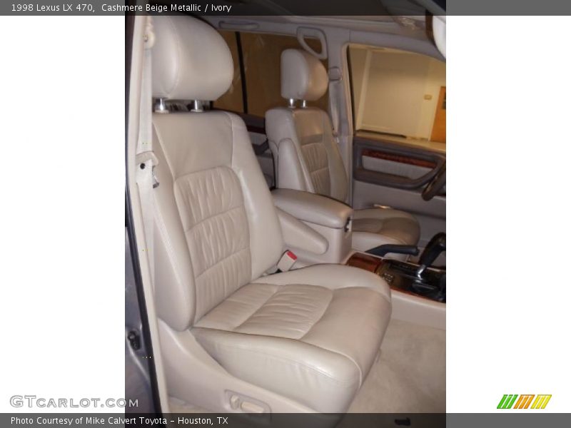  1998 LX 470 Ivory Interior