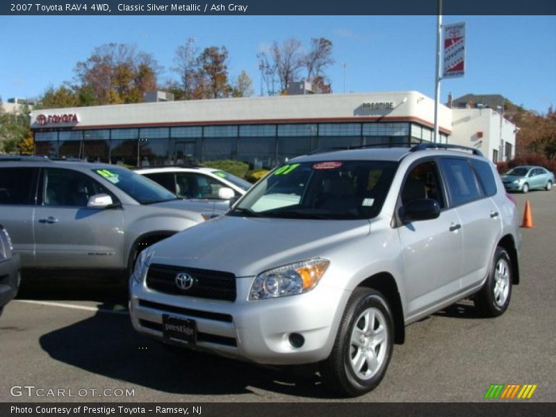 Front 3/4 View of 2007 RAV4 4WD
