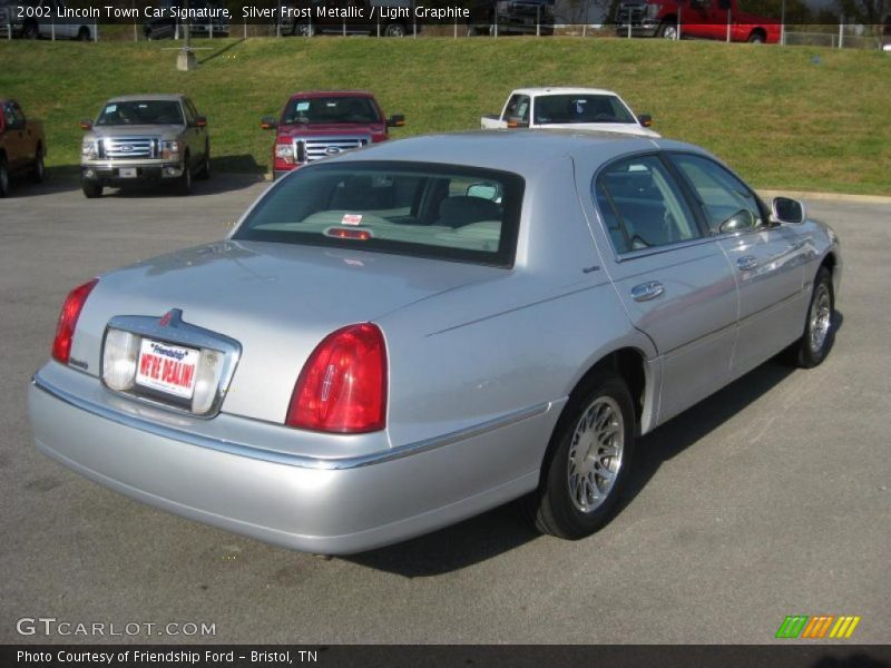  2002 Town Car Signature Silver Frost Metallic