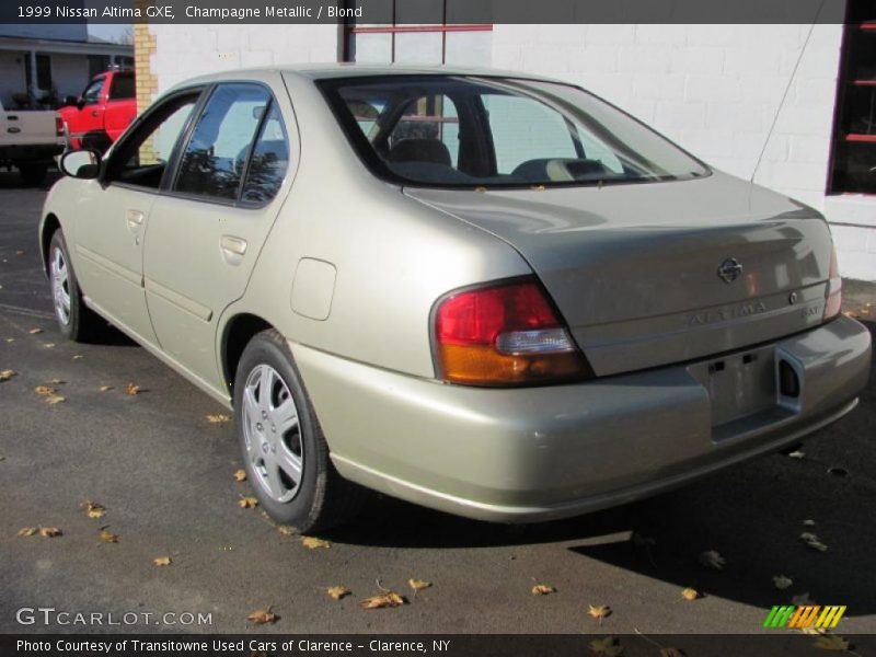 Champagne Metallic / Blond 1999 Nissan Altima GXE