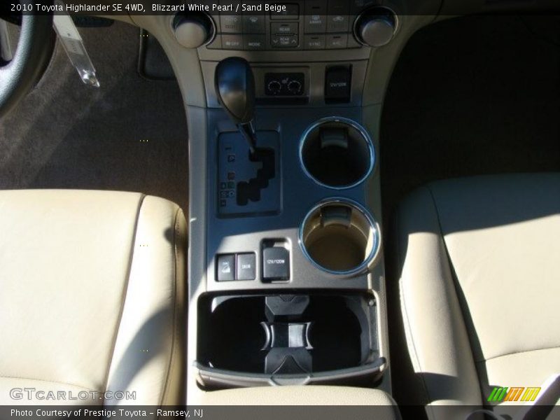 Blizzard White Pearl / Sand Beige 2010 Toyota Highlander SE 4WD