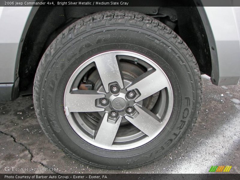 Bright Silver Metallic / Medium Slate Gray 2006 Jeep Commander 4x4