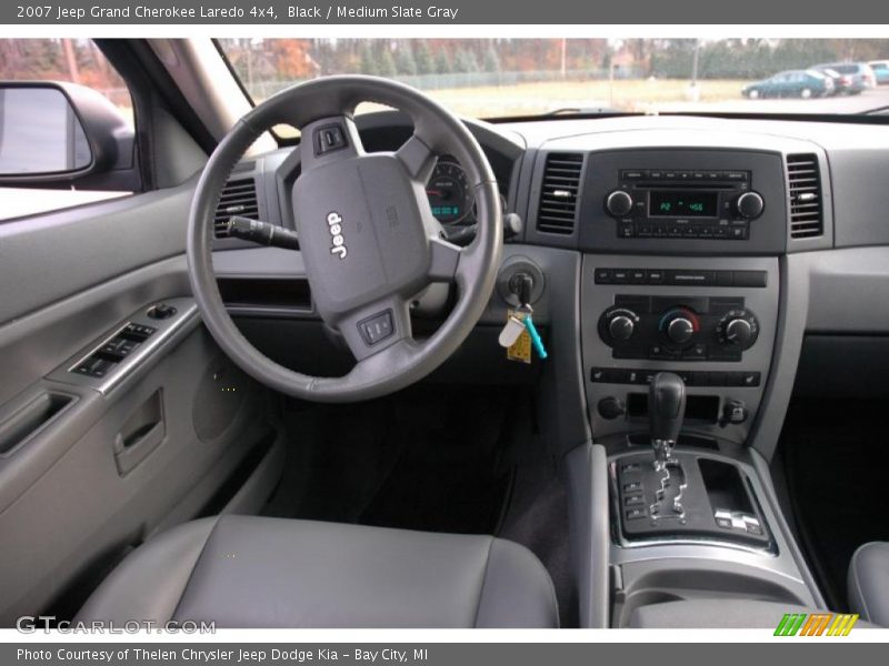 Black / Medium Slate Gray 2007 Jeep Grand Cherokee Laredo 4x4