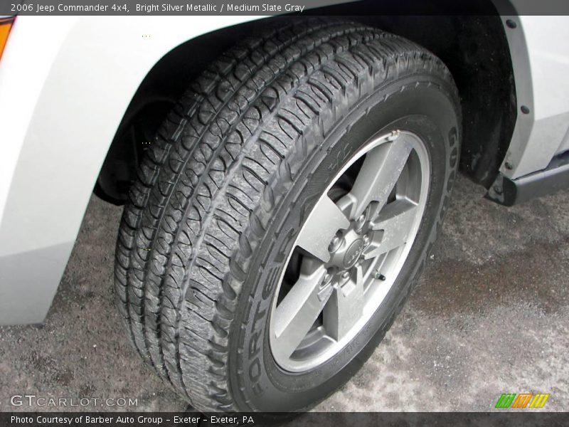 Bright Silver Metallic / Medium Slate Gray 2006 Jeep Commander 4x4