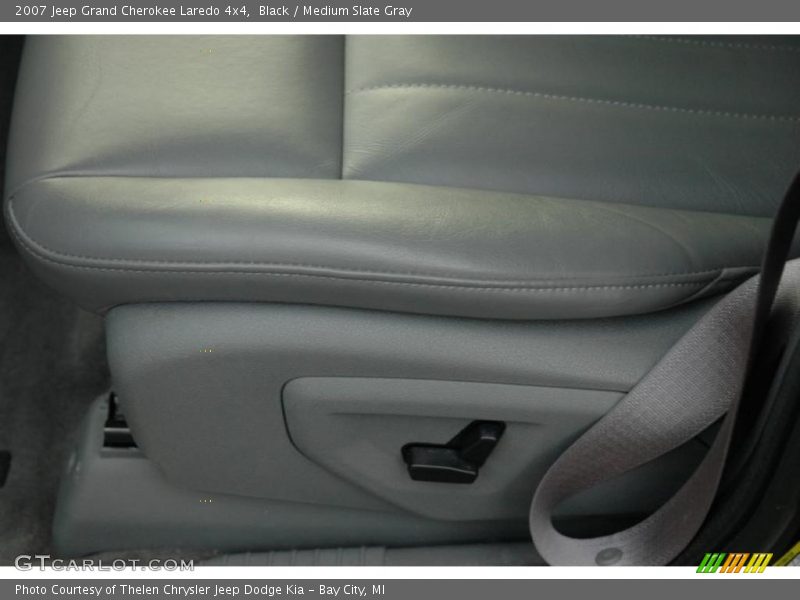 Black / Medium Slate Gray 2007 Jeep Grand Cherokee Laredo 4x4