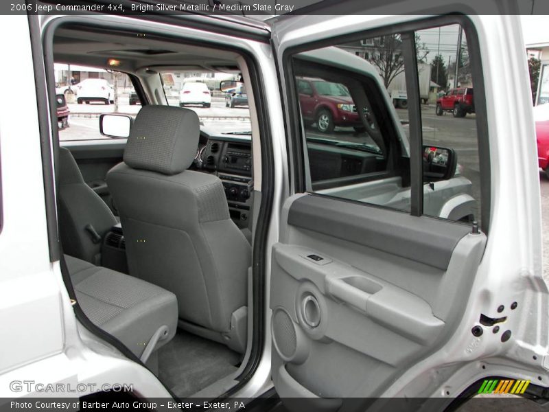 Bright Silver Metallic / Medium Slate Gray 2006 Jeep Commander 4x4