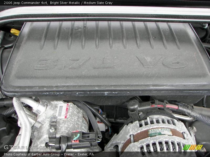 Bright Silver Metallic / Medium Slate Gray 2006 Jeep Commander 4x4