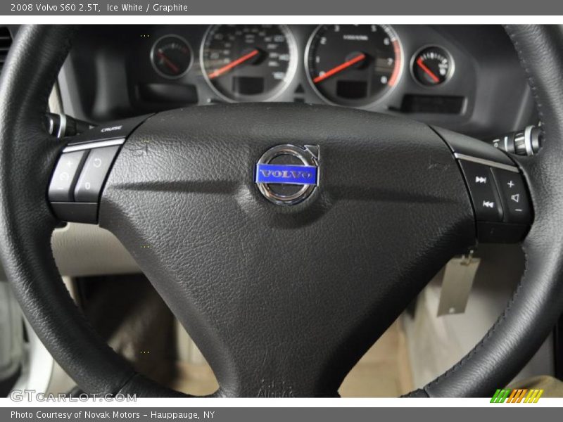Ice White / Graphite 2008 Volvo S60 2.5T