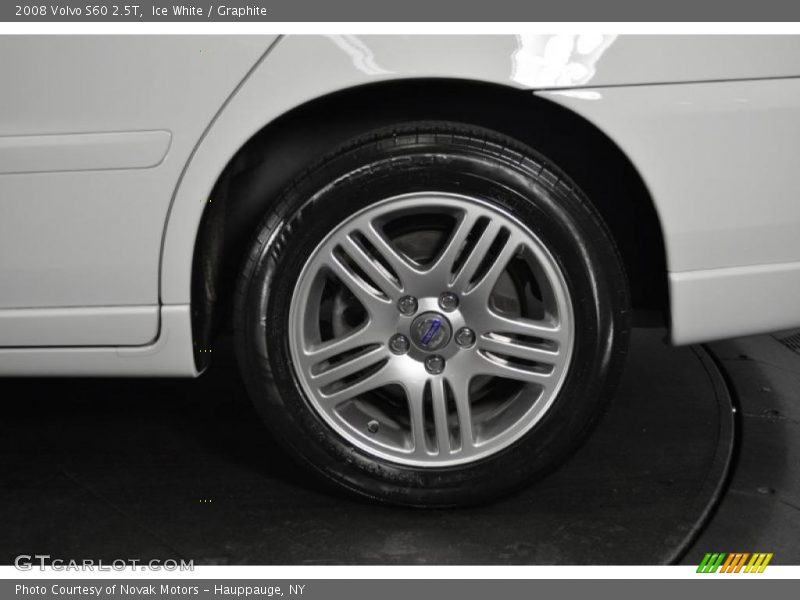 Ice White / Graphite 2008 Volvo S60 2.5T