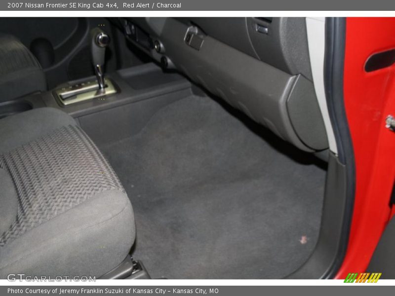 Red Alert / Charcoal 2007 Nissan Frontier SE King Cab 4x4