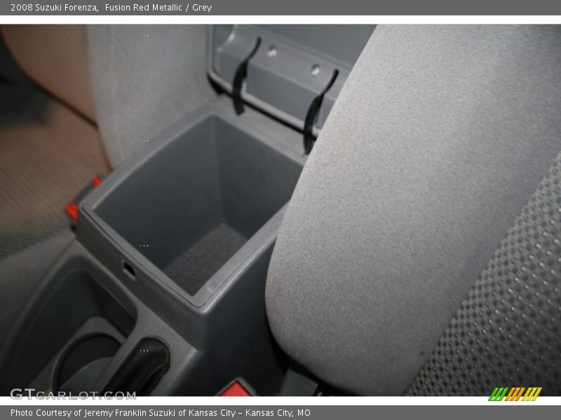 Fusion Red Metallic / Grey 2008 Suzuki Forenza