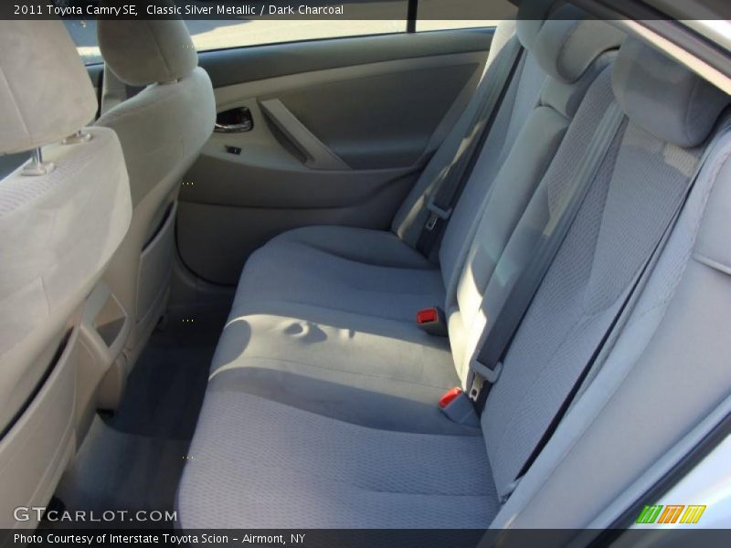 Classic Silver Metallic / Dark Charcoal 2011 Toyota Camry SE