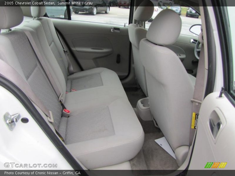 Summit White / Gray 2005 Chevrolet Cobalt Sedan