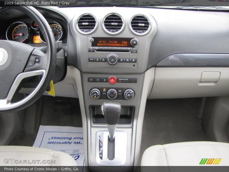 Ruby Red / Gray 2009 Saturn VUE XE