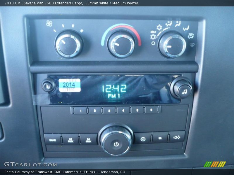 Controls of 2010 Savana Van 3500 Extended Cargo