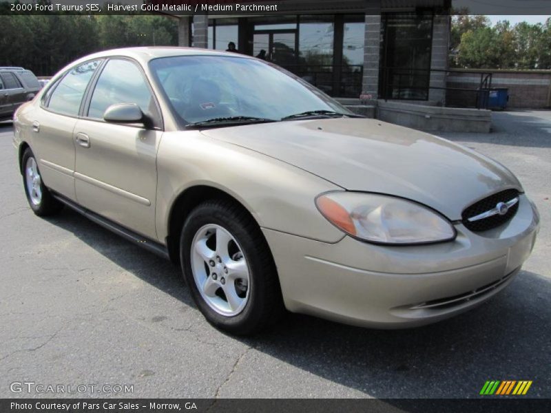 Front 3/4 View of 2000 Taurus SES