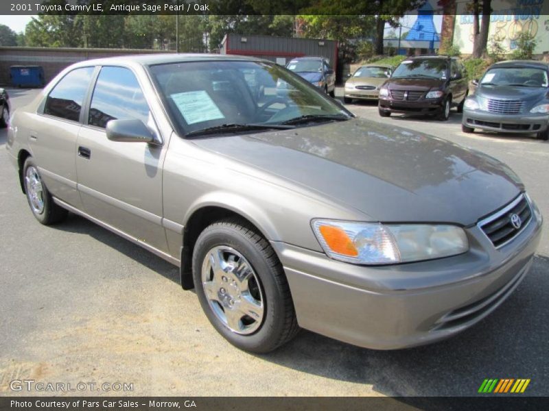 Antique Sage Pearl / Oak 2001 Toyota Camry LE
