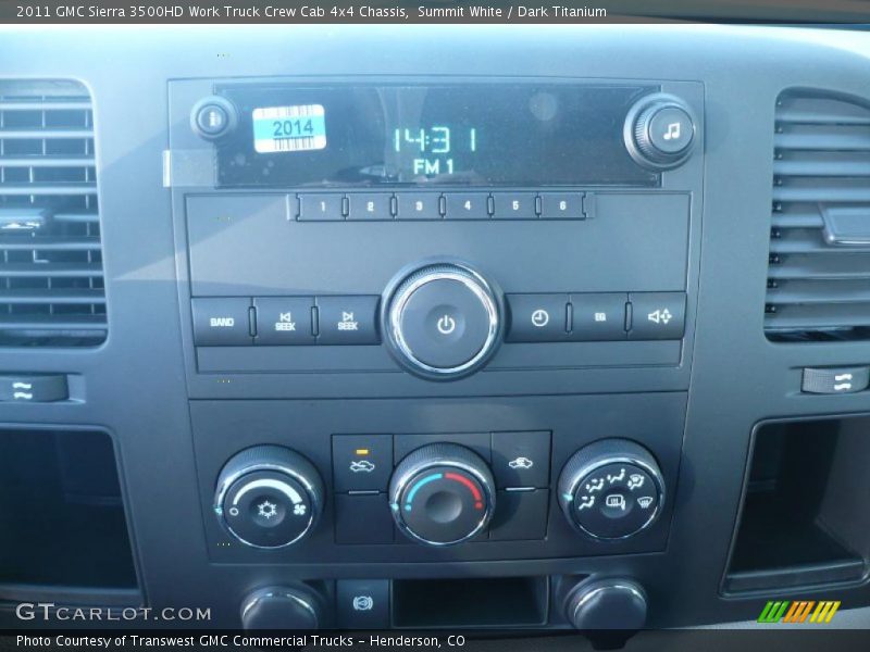 Controls of 2011 Sierra 3500HD Work Truck Crew Cab 4x4 Chassis