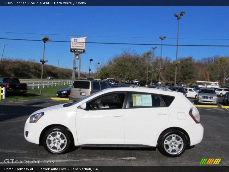 Ultra White / Ebony 2009 Pontiac Vibe 2.4 AWD