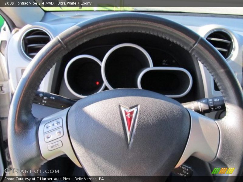 Ultra White / Ebony 2009 Pontiac Vibe 2.4 AWD