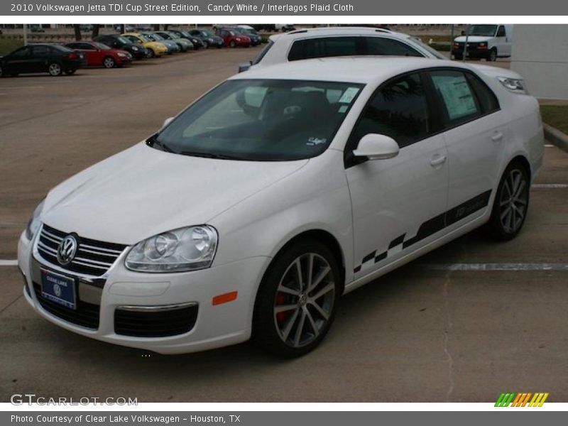 Front 3/4 View of 2010 Jetta TDI Cup Street Edition
