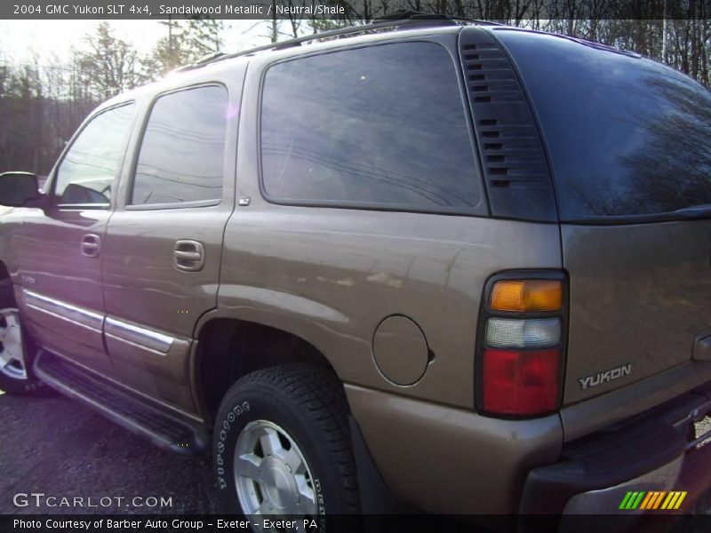 Sandalwood Metallic / Neutral/Shale 2004 GMC Yukon SLT 4x4