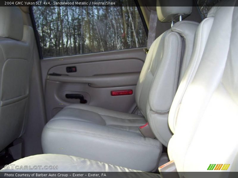 Sandalwood Metallic / Neutral/Shale 2004 GMC Yukon SLT 4x4