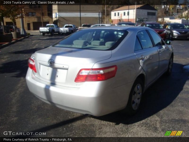 Classic Silver Metallic / Ash 2009 Toyota Camry LE