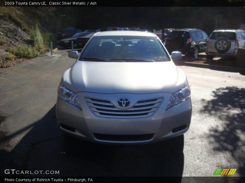 Classic Silver Metallic / Ash 2009 Toyota Camry LE