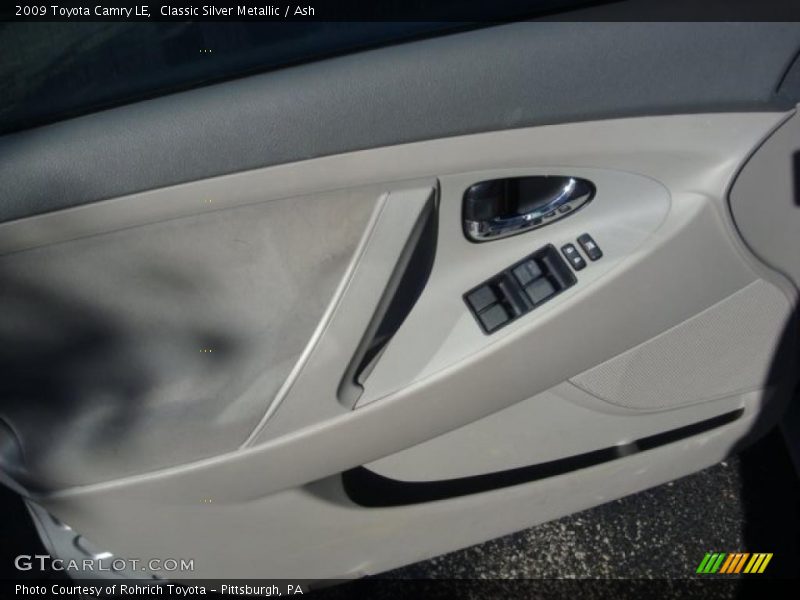 Classic Silver Metallic / Ash 2009 Toyota Camry LE