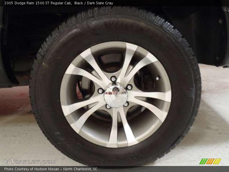 Custom Wheels of 2005 Ram 1500 ST Regular Cab