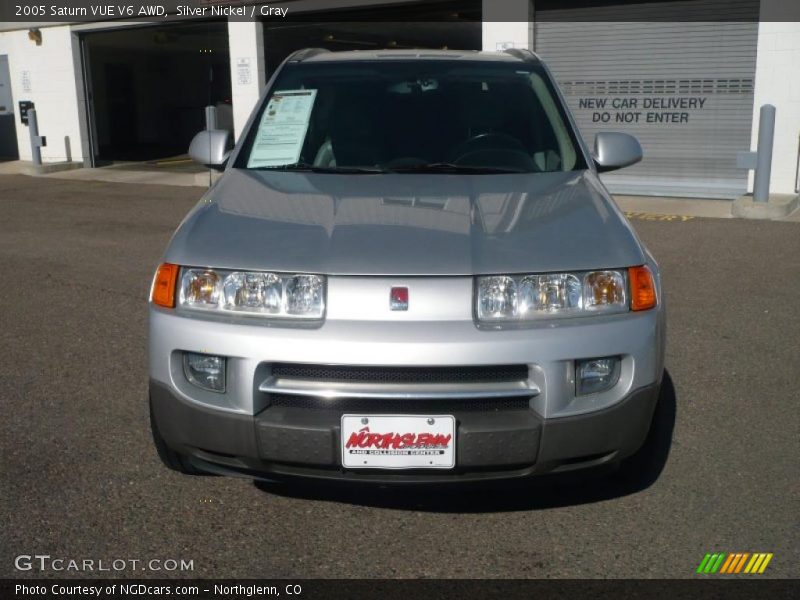 Silver Nickel / Gray 2005 Saturn VUE V6 AWD
