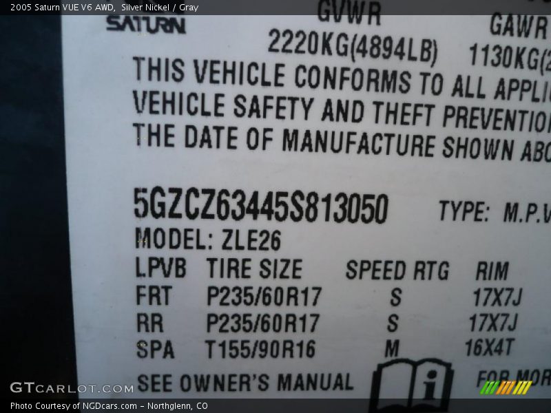 Silver Nickel / Gray 2005 Saturn VUE V6 AWD