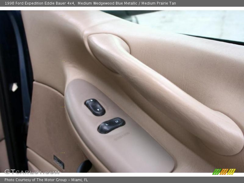Medium Wedgewood Blue Metallic / Medium Prairie Tan 1998 Ford Expedition Eddie Bauer 4x4