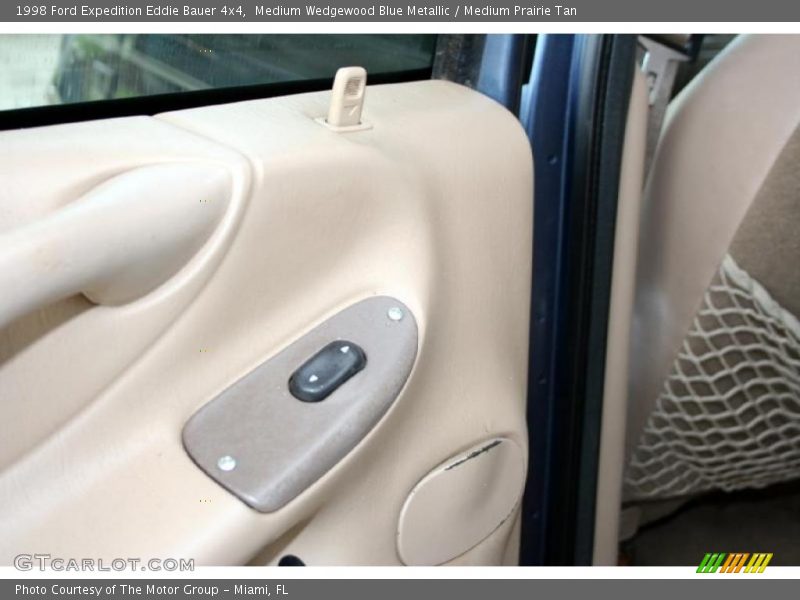 Medium Wedgewood Blue Metallic / Medium Prairie Tan 1998 Ford Expedition Eddie Bauer 4x4