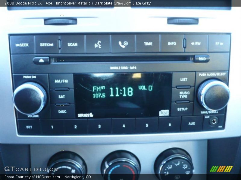 Bright Silver Metallic / Dark Slate Gray/Light Slate Gray 2008 Dodge Nitro SXT 4x4