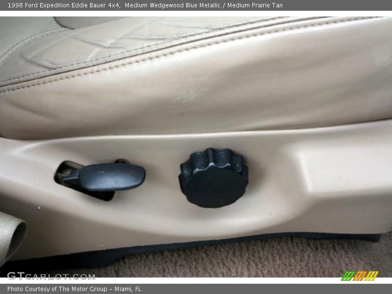Medium Wedgewood Blue Metallic / Medium Prairie Tan 1998 Ford Expedition Eddie Bauer 4x4