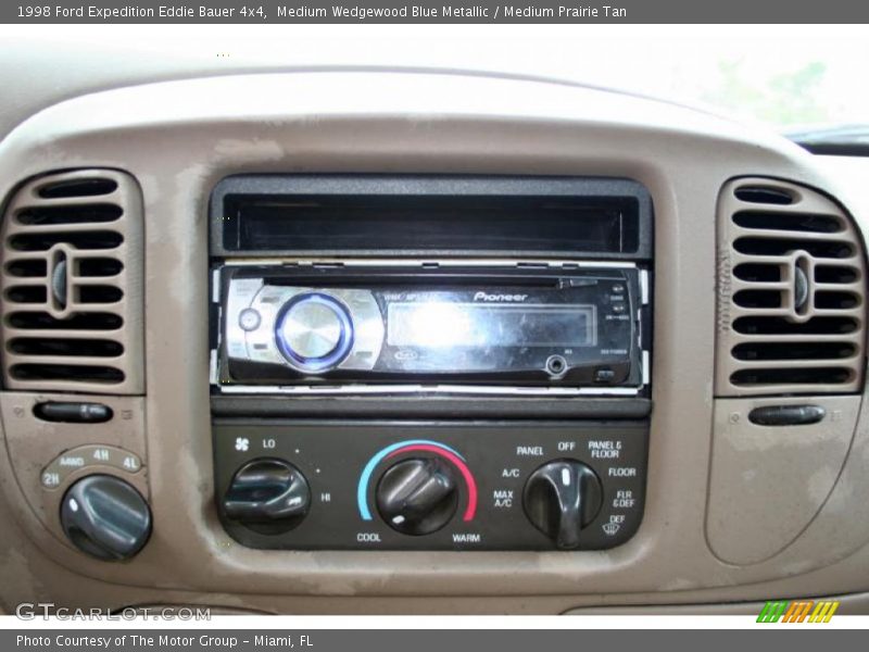 Medium Wedgewood Blue Metallic / Medium Prairie Tan 1998 Ford Expedition Eddie Bauer 4x4