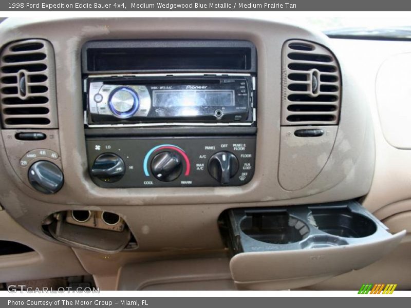 Medium Wedgewood Blue Metallic / Medium Prairie Tan 1998 Ford Expedition Eddie Bauer 4x4